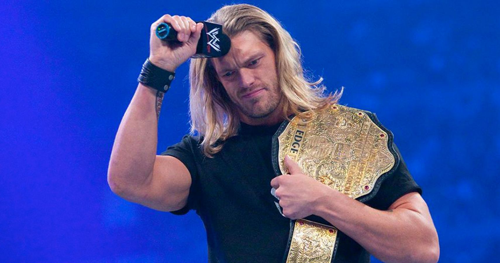 Edge down. Edge Champion. Edge World Heavyweight Champion.