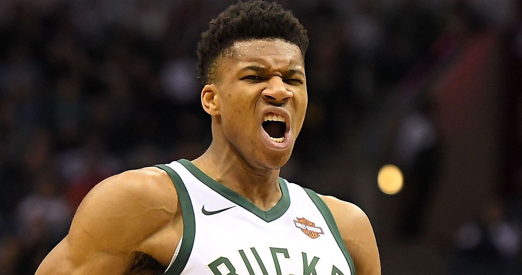 Giannis Antetokounmpo Experiencing Concussion-Like Symptoms After ...